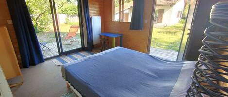 4 makuuhuonetta, ilmainen Wi-Fi