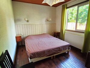 4 bedrooms, free WiFi