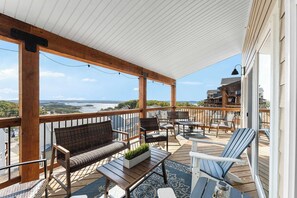 Property grounds - Lakeview, Hot Tub, Games, FuN! (Branson)