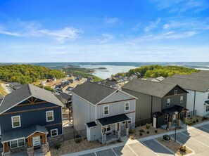 Exterior - Lakeview, Hot Tub, Games, FuN! (Branson)