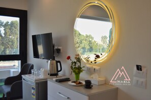 免费迷你吧物品、隔音、免费 WiFi、床单