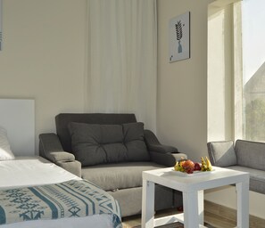 Superior Tek Büyük Yataklı Oda | Odada yemek servisi