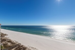 On the beach - Bluewater 1501 (Orange Beach)
