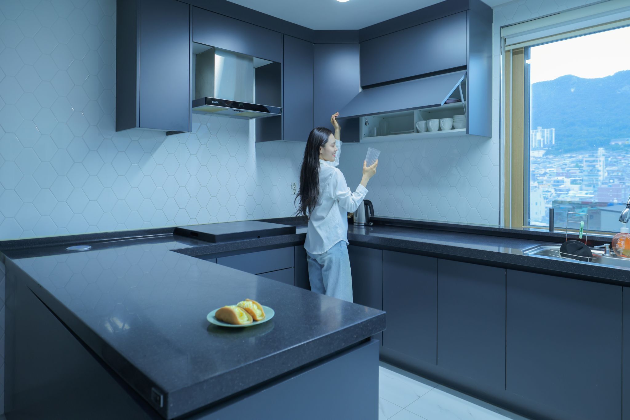 Prémium penthouse | Prémium ágynemű, íróasztal, hangszigetelés és ingyenes wifi