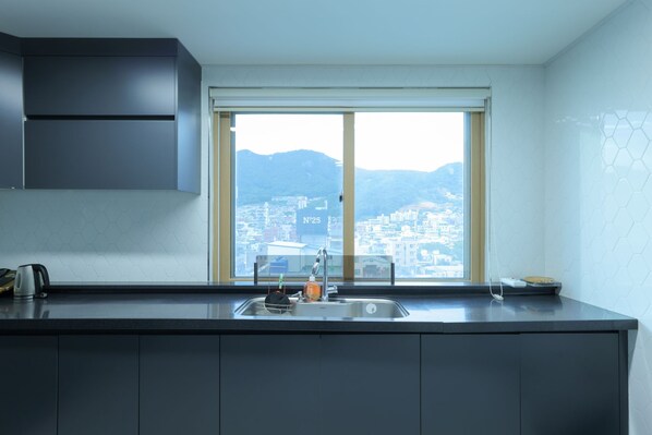 Literie de qualité supérieure, bureau, chambres insonorisées