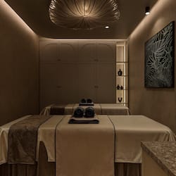 Couples treatment rooms, sauna, hot tub, steam room, Turkish bath