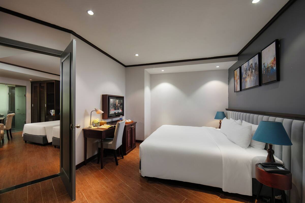 Premium bedding, down duvets, memory-foam beds, minibar