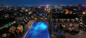 五月德维尔角酒店