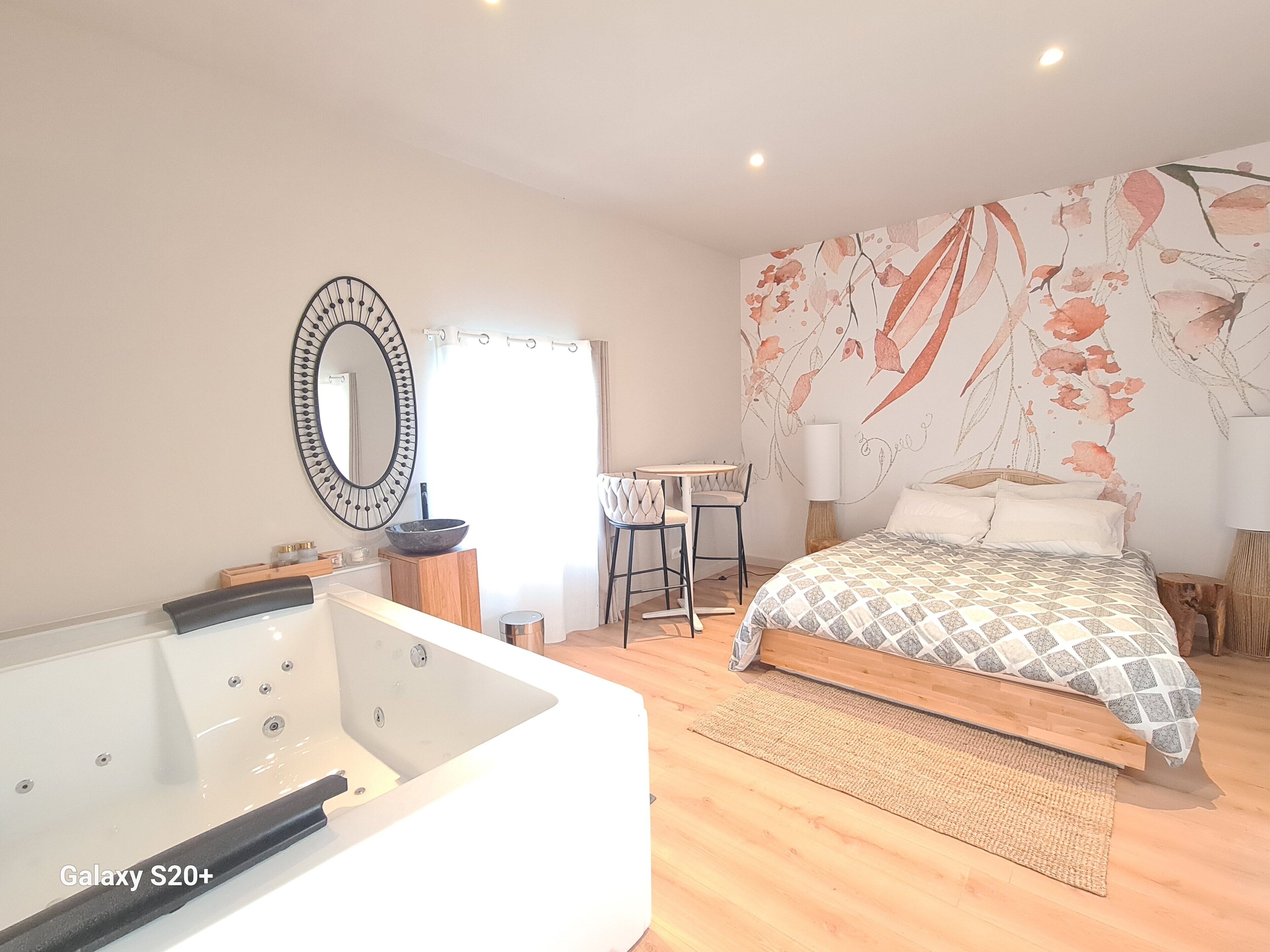 1 Schlafzimmer, Reisekinderbett, kostenloses WLAN, Bettwäsche