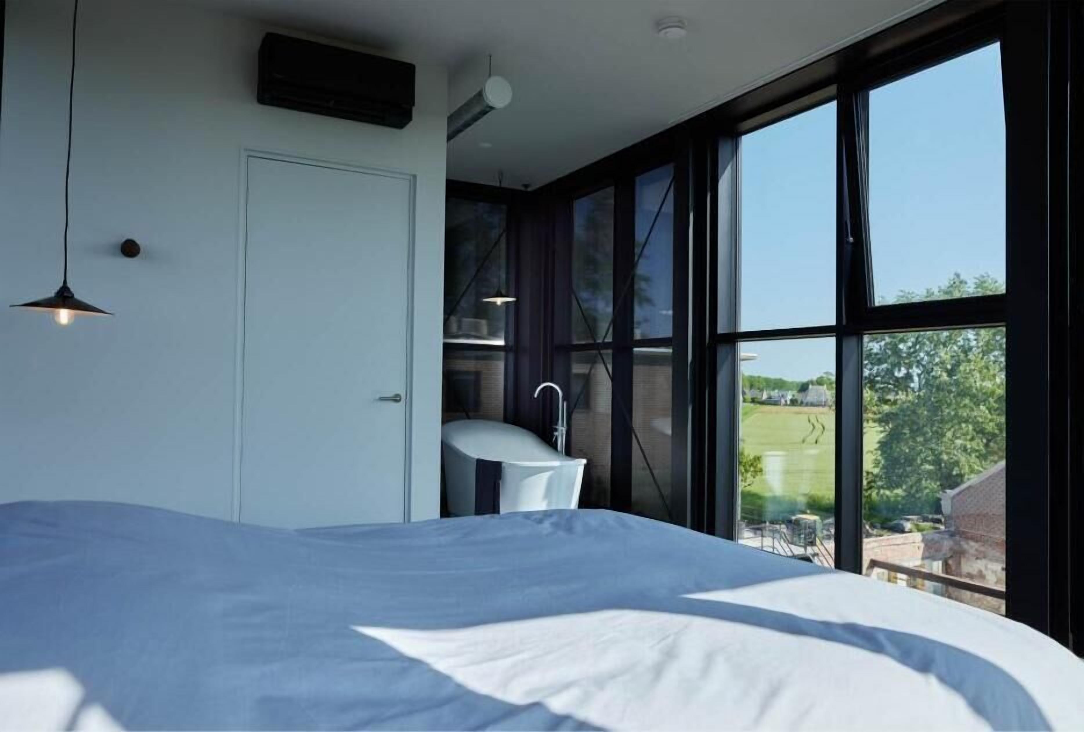 3 bedrooms, internet