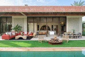 Outdoor dining - SAMAN (Marrakech Palmeraie)