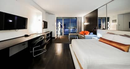 High Floor Studio Strip View w/ Open Balcony at Palms Place