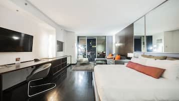 1 soverom, skrivebord, strykejern/-brett og wi-fi (inkludert)