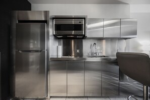Fridge, microwave, stovetop, dishwasher - SVS: Sunset View Studio | Open Balcony | Pool & Gym Access | Palms Place (Las Vegas)