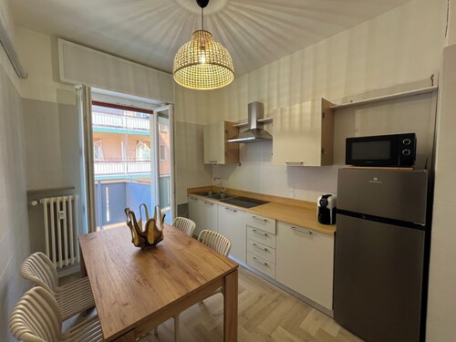 [5 Star Suite] Luxury Apartment and History