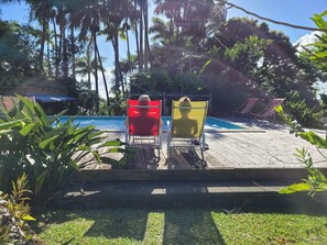 Een verwarmd zwembad