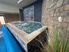 Interior - Predela 2, Bansko, Bulgaria (Bansko)