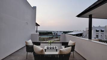 Hazel Suite | In-room safe, desk, laptop workspace, iron/ironing board