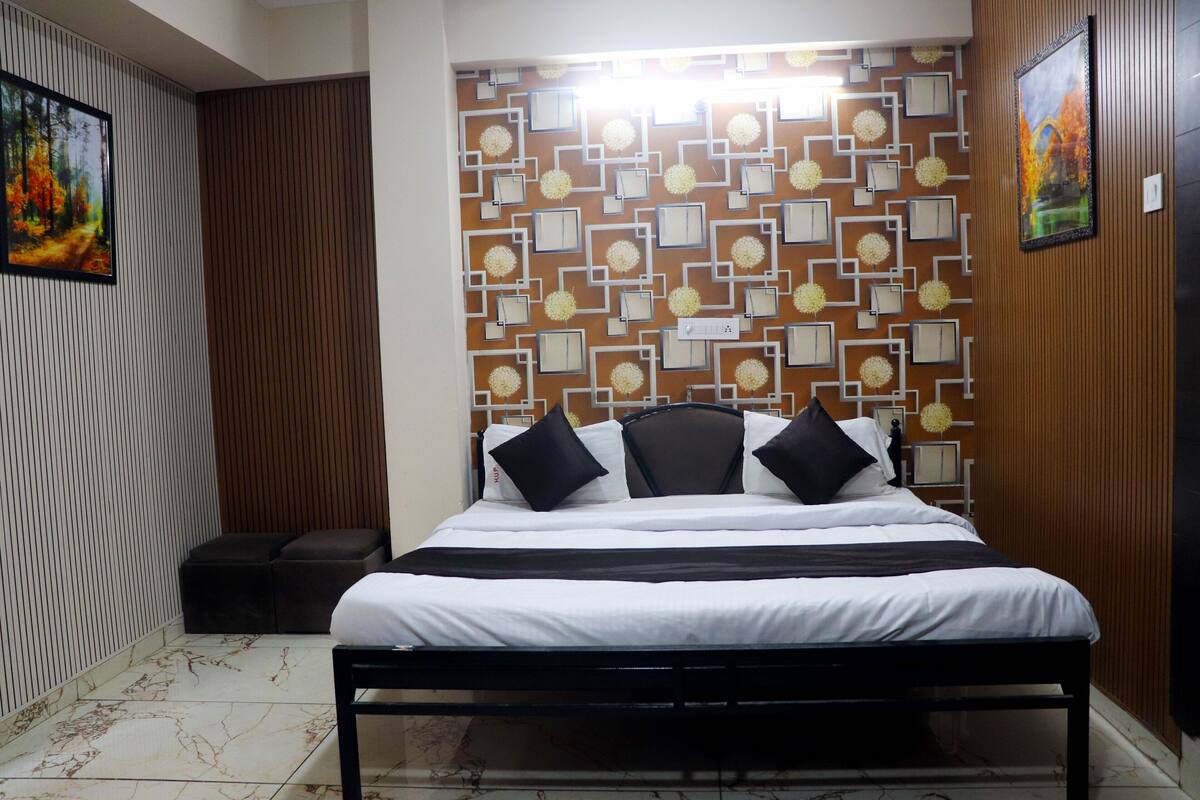 Basic Double Room