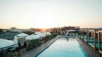 Piscine extérieure (ouverte en saison)