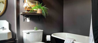 Stylish Living at Inglis Heritage