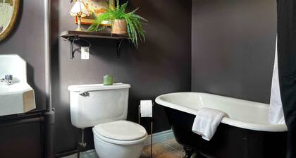 Stylish Living at Inglis Heritage