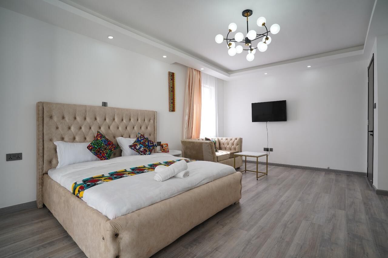 Perhehuoneisto, kaupunkinäköala | 5 makuuhuonetta, yksilöllisesti sisustettu, yksilöllisesti kalustettu