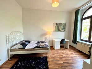 2 chambres, bureau, lit parapluie, Wi-Fi