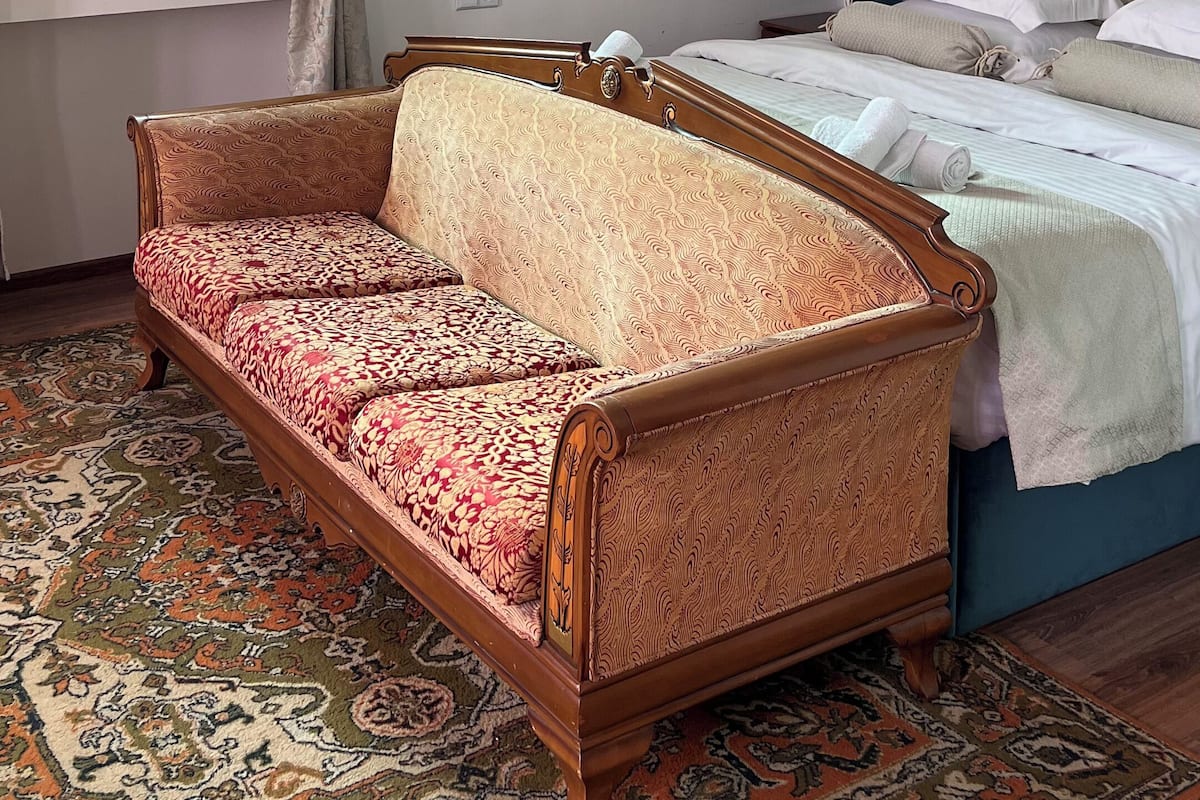 Deluxe Double or Twin Room, 1 Bedroom, Mountain View | Egyptian cotton sheets, premium bedding, down duvets, pillow-top beds