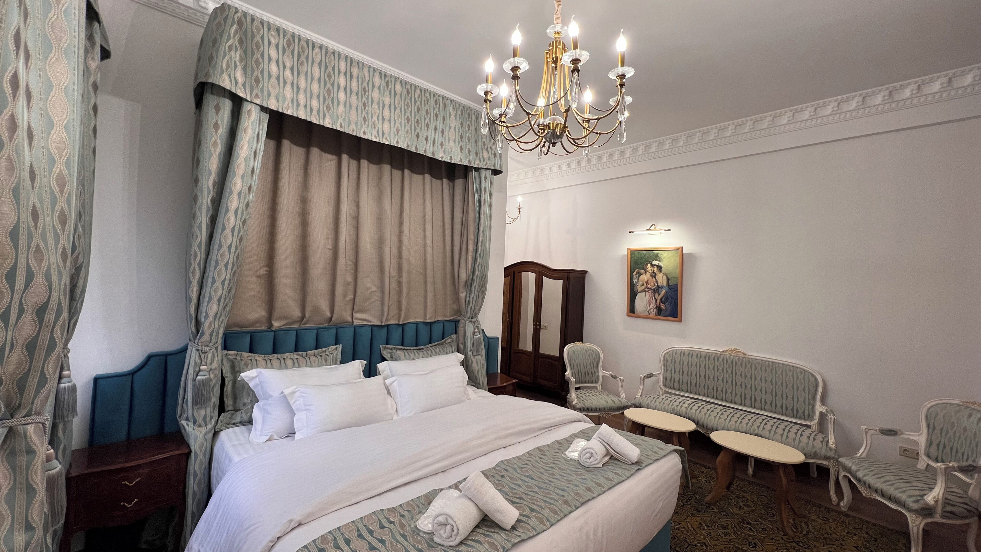 Luxury Double or Twin Room, Mountain View | Egyptian cotton sheets, premium bedding, down duvets, pillow-top beds