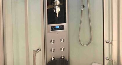 Apartment with shower - washing machine - 180 degree lake view