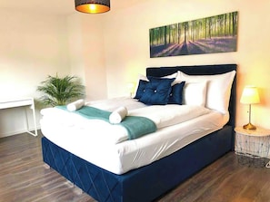 2 bedrooms, iron/ironing board, WiFi, bed sheets - Apartment with breathtaking views from the balcony (Rorschach)