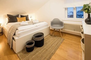 2 sovrum, strykjärn/strykbräda, wi-fi och sängkläder