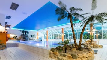 Apartment | Pool | Indoor pool, outdoor pool