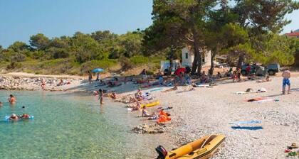 Calypso With Large Heated Pool 50m2