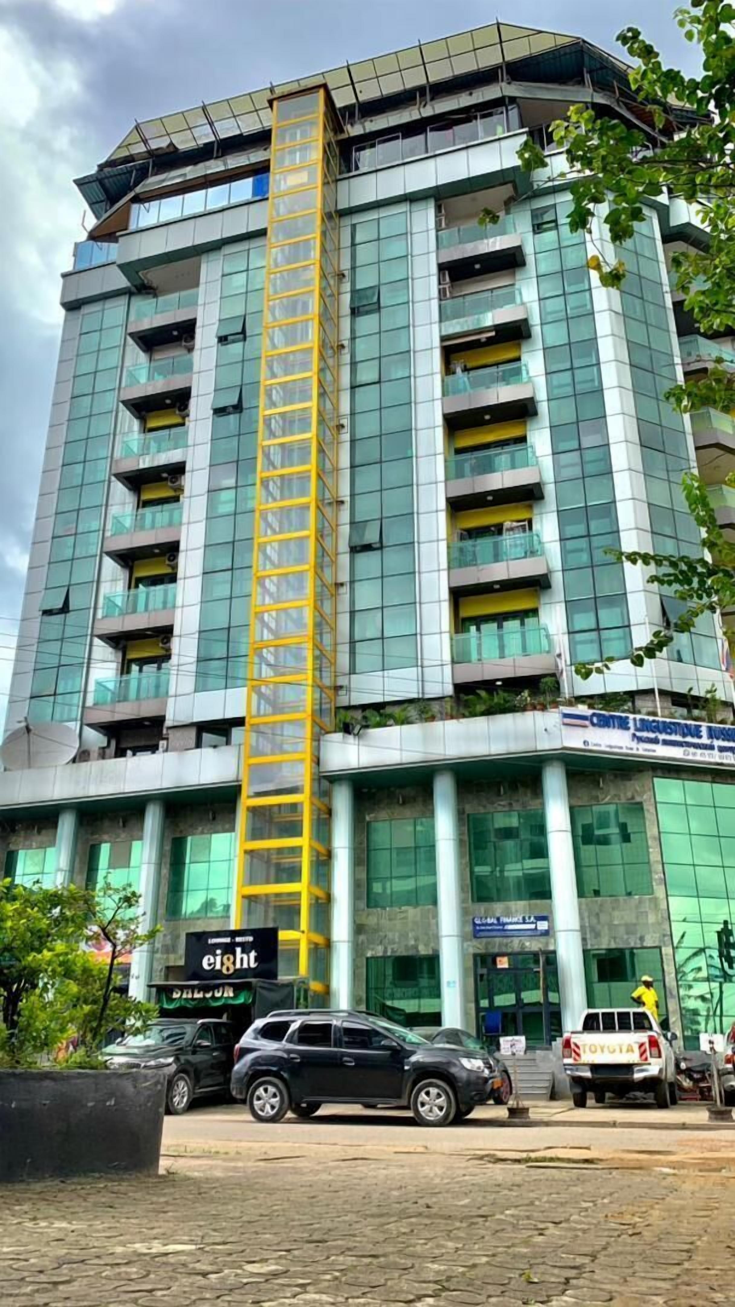 숙박 시설 정면