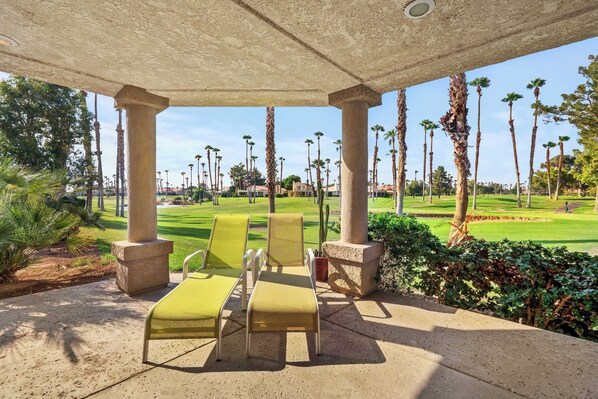 Terrace/patio - 3rd Hole Hideaway–A Golf Dream at Desert Princess! (Cathedral City)