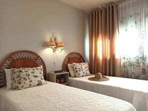 3 bedrooms, iron/ironing board, travel crib, free WiFi
