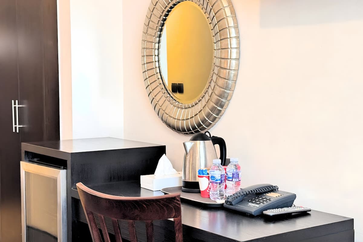 Free WiFi, bed sheets