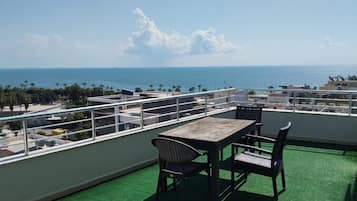 Panoramic Double Room, Sea View | 1 bedroom, Egyptian cotton sheets, premium bedding, minibar