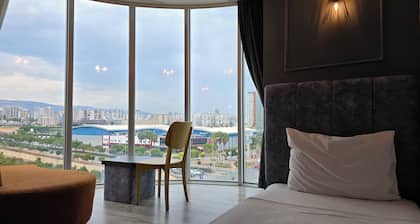 Wenirvana Suits Hotel