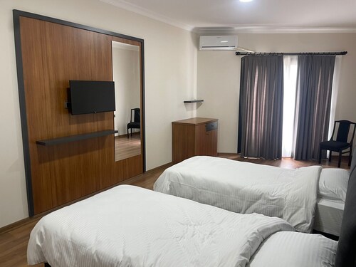 DENİZ HOTEL