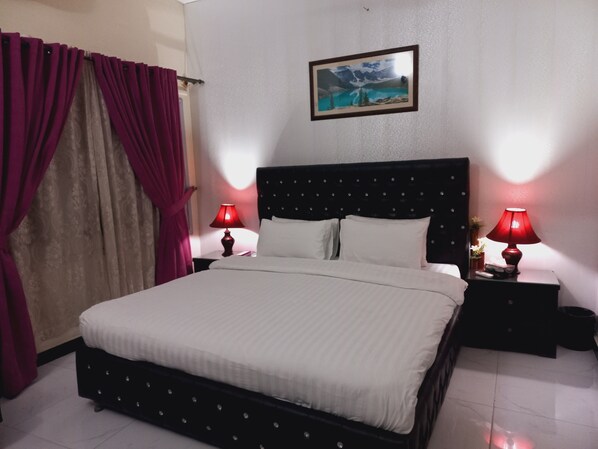 Superior Room | Soundproofing, iron/ironing board - Travel Inn Islamabad (Islamabad)