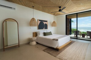 6 bedrooms, desk, free WiFi, bed sheets