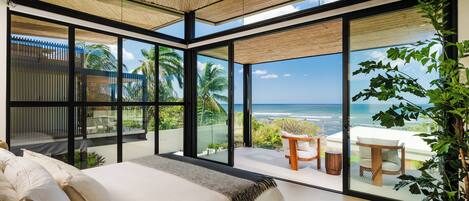 6 bedrooms, desk, free WiFi, bed sheets