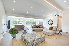 Maison (5 Bedrooms) | Intérieur