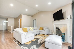 House (3 Bedrooms) | Interior - 8 Mi to Downtown: Pet-friendly Columbus Home (Columbus)