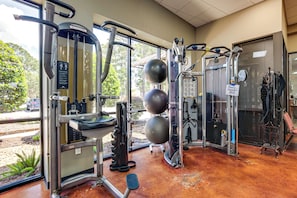 Apartment (1 Bedroom) | Interior - Lake Conroe Condo w/ Pool Access + Balcony! (Montgomery)