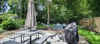 1 Mi to Beach: Home w/ Patio & Grill in Hampton!