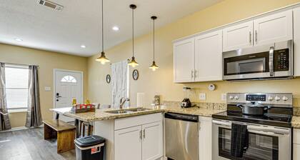 Pet-friendly Home 2 Miles to Lake Conroe!